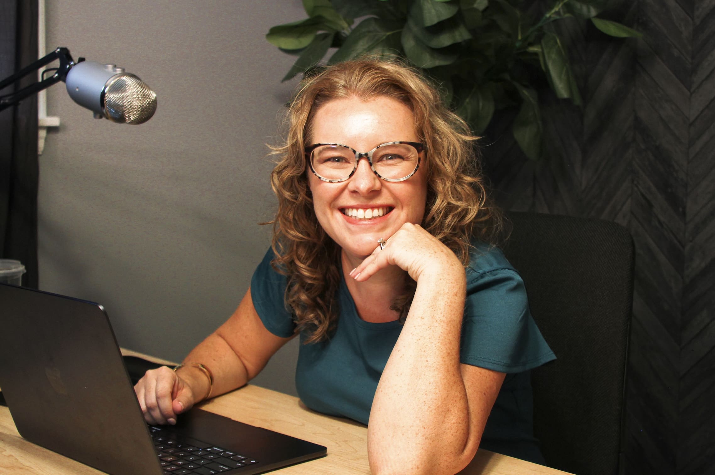 Mary Beth Lynn, creator of the Inbox Zero Challenge for Travel Advisors. Travel Agent Systems and Assistants Expert.